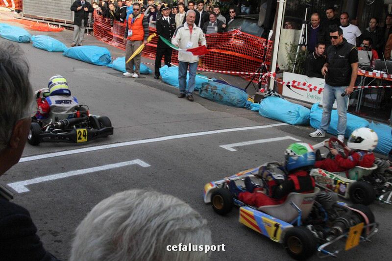 111120 sport2 101_tn.jpg